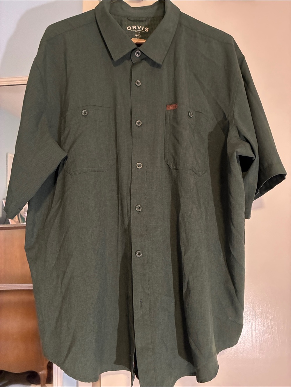 Orvis Men's Short-Sleeve Button-Down Shirt XXL in Navy Blue
